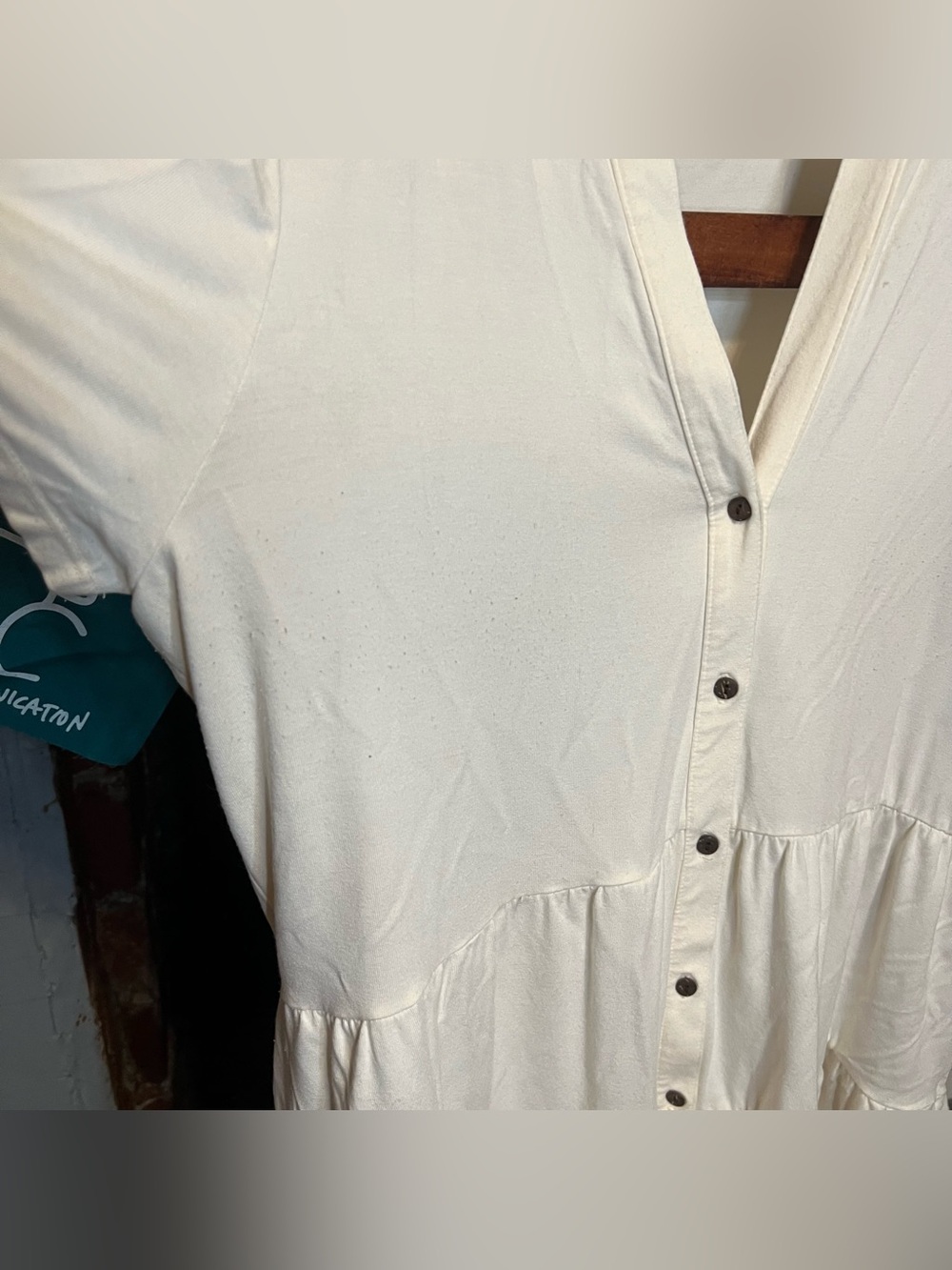 Cream Top - Picture 3 of 6